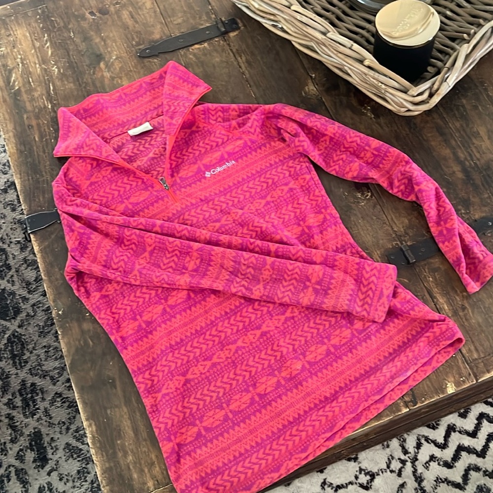 Columbia sweater
